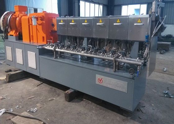 Good price Bilateral Symmetry Gear Drive System Plastic Twin Screw Extruder for Feeding Powders and Short Fibers in linea